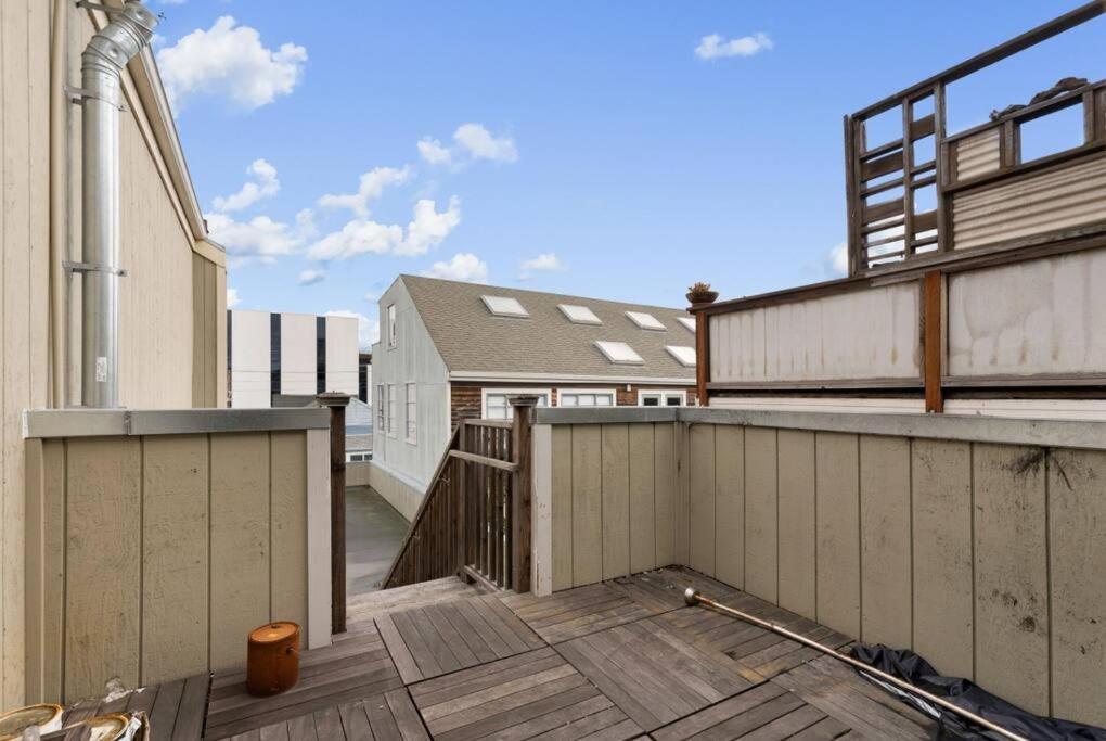 Apartamento Huge Modern 4 Bedroom Flat W/ Views And Deck *