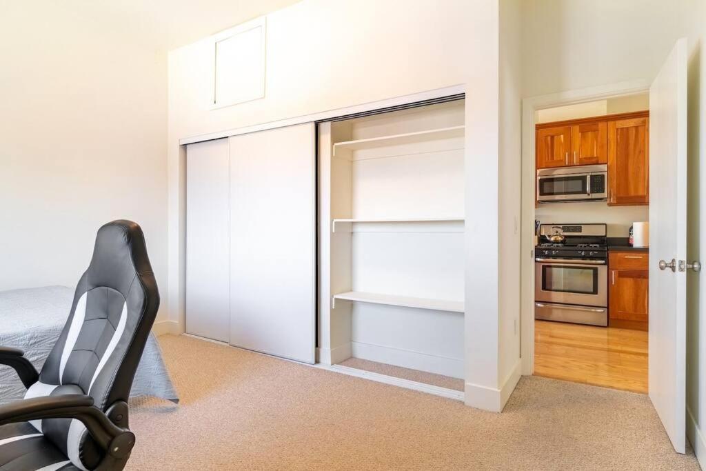 Apartamento Huge Modern 4 Bedroom Flat W/ Views And Deck